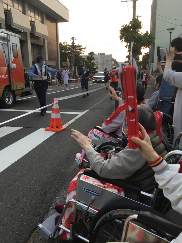 聖火リレーが中町に