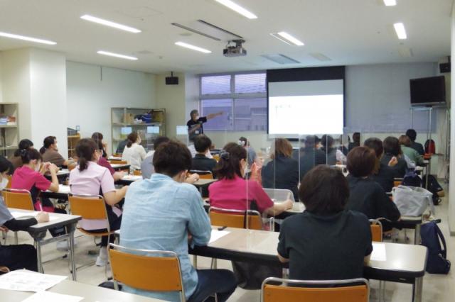 介護事業部学習会『認知症』について学びました